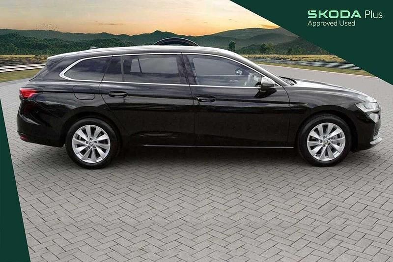 Used Skoda Superb SE Technology 148 HP (108 kW) 2024 Black Estate