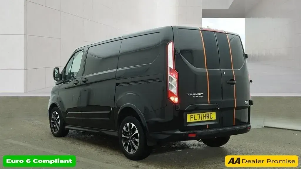 Used Ford Transit Custom Sport 185 HP (136 kW) 2021 Black Van