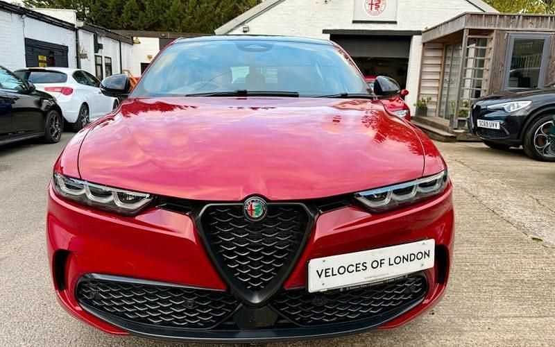 Used Alfa Romeo Tonale 160 HP (117 kW) 2024 Red/black SUV