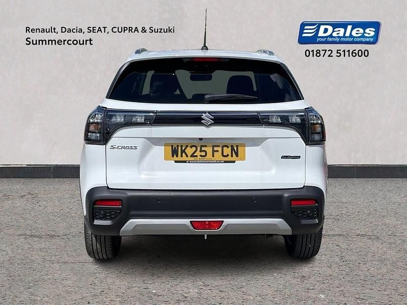 Used Suzuki SX4 115 HP (84 kW) 2025 White Hatchback