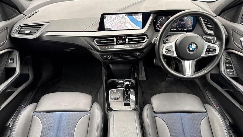 Used BMW 118 M Sport 134 HP (98 kW) 2024 Blue Hatchback