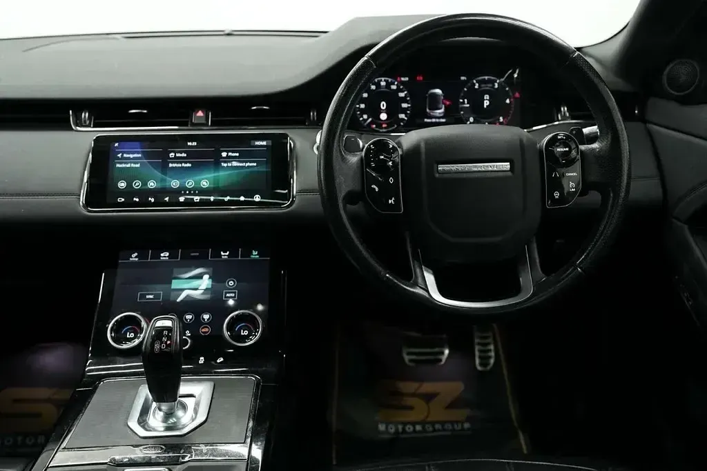 Used Land Rover Range Rover evoque SE Dynamic 2019 Black SUV