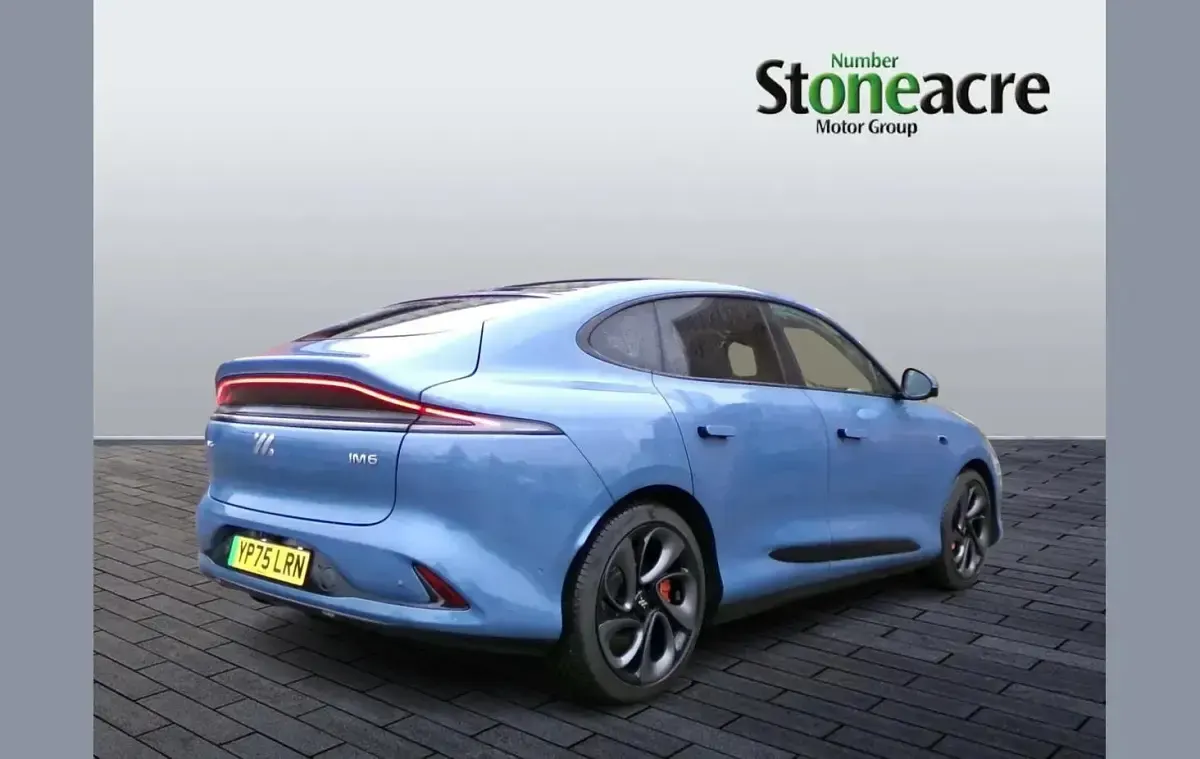 Usado MG IM6 553 kW (752 CV) 2025 Azul SUV