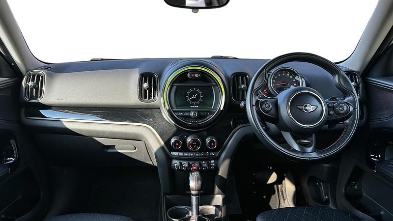 Used Mini Cooper S Countryman 189 HP (139 kW) 2018 White SUV