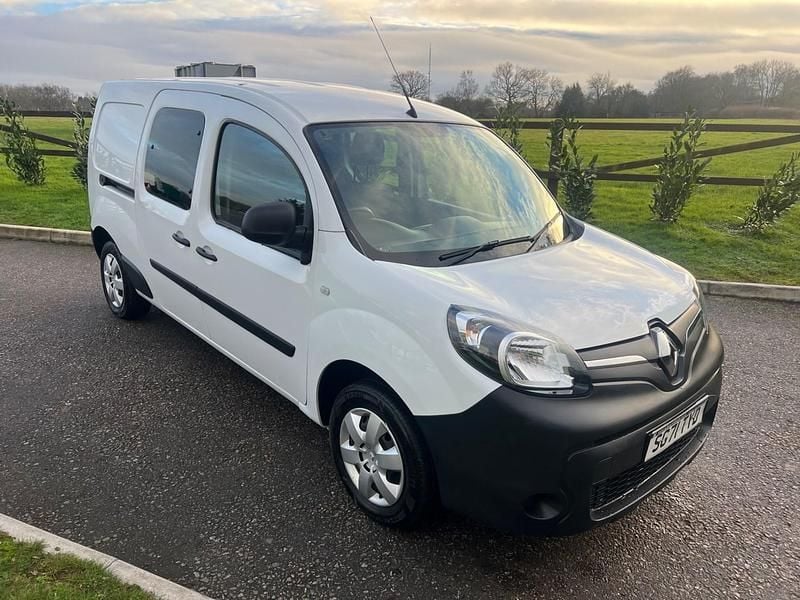 White Used 2021 Renault Kangoo Business Van | £6,550 (Fair price) - Image 1/4