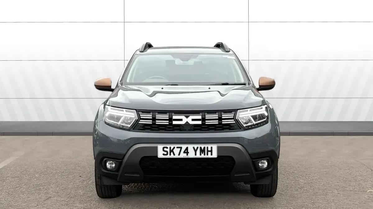 Used Dacia Duster Extreme 129 HP (94 kW) 2024 Grey SUV