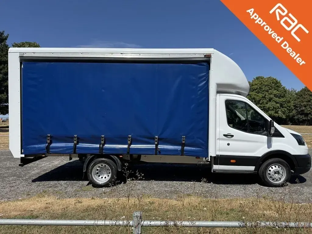 Used Ford Transit 130 HP (95 kW) 2020 White Van
