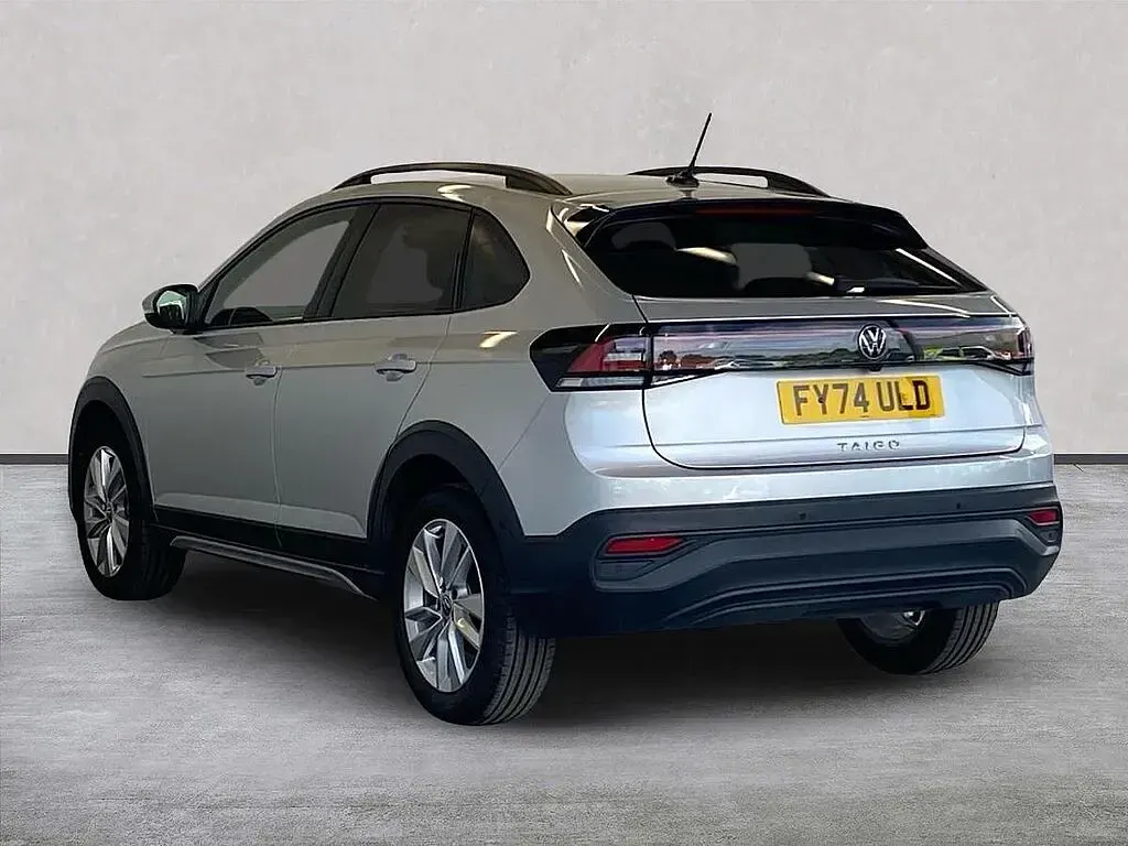 Used VW Taigo Match 95 HP (69 kW) 2024 Silver SUV