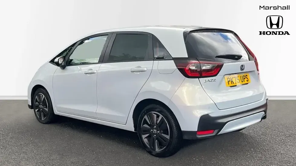 Used Honda Jazz Advance 122 HP (89 kW) 2025 Premium plus paint  sunlight white Hatchback