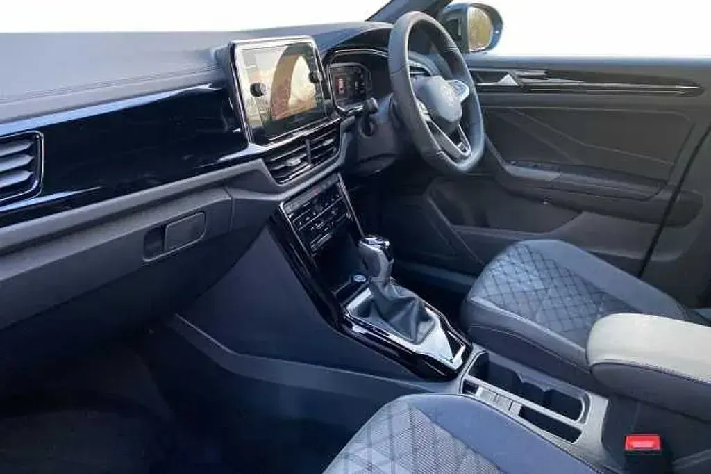 Used VW T-Roc Black Edition 150 HP (110 kW) 2025 Grey SUV