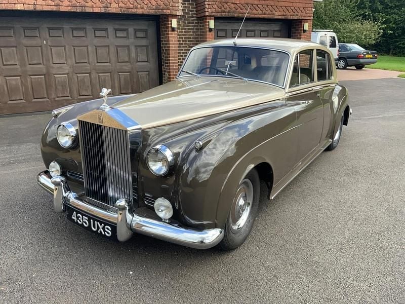 Gold/brown Used 1957 Rolls Royce Silver Cloud Sedan | £40,000 - Image 1/4