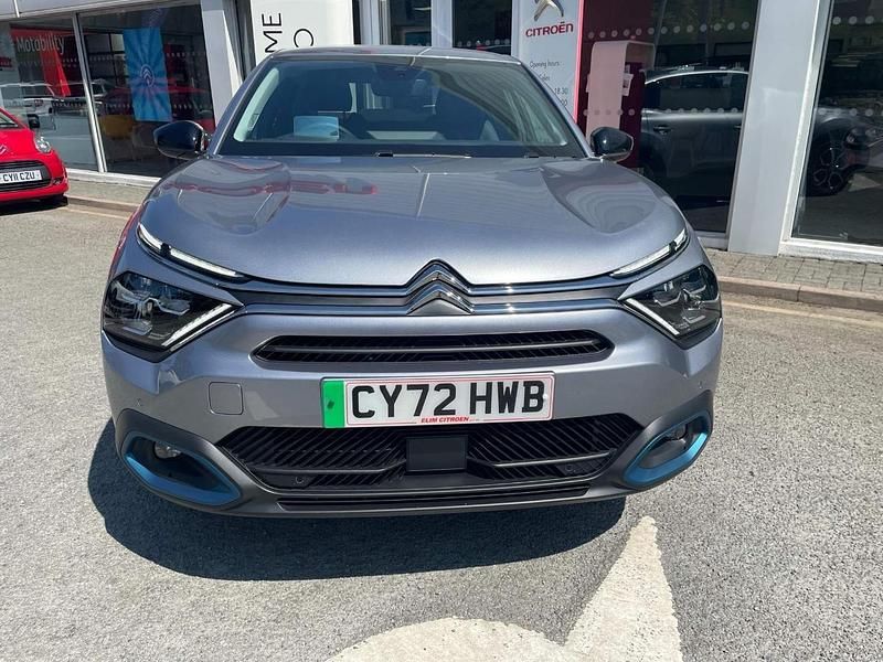 Używany Citroën e-C4 Shine 98 kW (134 KM) 2023 Szary SUV