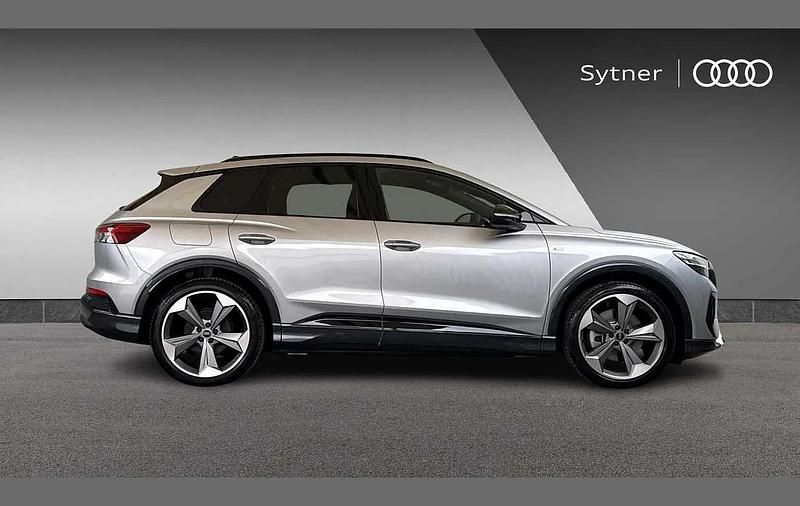 New Audi Q4 e-tron Black Edition 206 kW (281 HP) 2026 Silver SUV