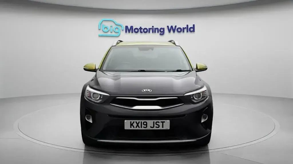 Used Kia Stonic 118 HP (86 kW) 2019 Grey SUV