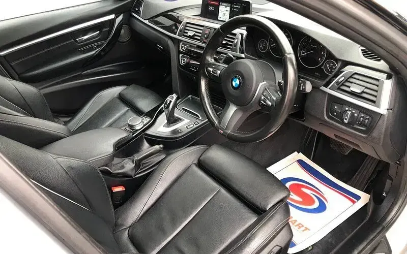 Used BMW 330 M Sport 258 HP (189 kW) 2019 Silver Estate