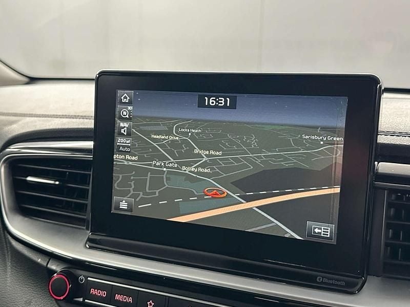 Used Kia Ceed 138 HP (101 kW) 2019 Blue Hatchback