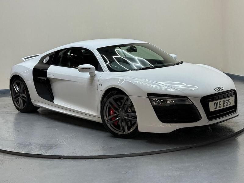 White Used 2013 Audi R8 Coupé Advanced Coupe | £47,995 - Image 1/4