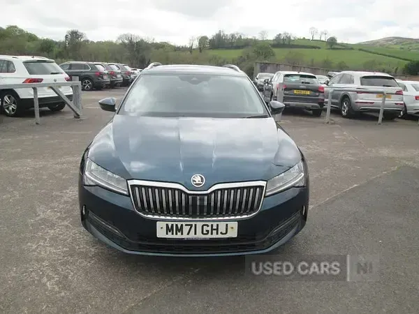Gebraucht Skoda Superb SE Technology 150 PS (110 kW) 2022 Blau Kombi
