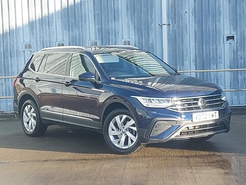 Used VW Tiguan Allspace Life 150 HP (110 kW) 2022 Blue SUV