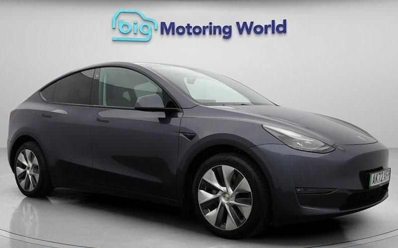 Used 2025 Tesla Model Y Long Range AWD SUV | £24,100 (Super price) - Image 1/4