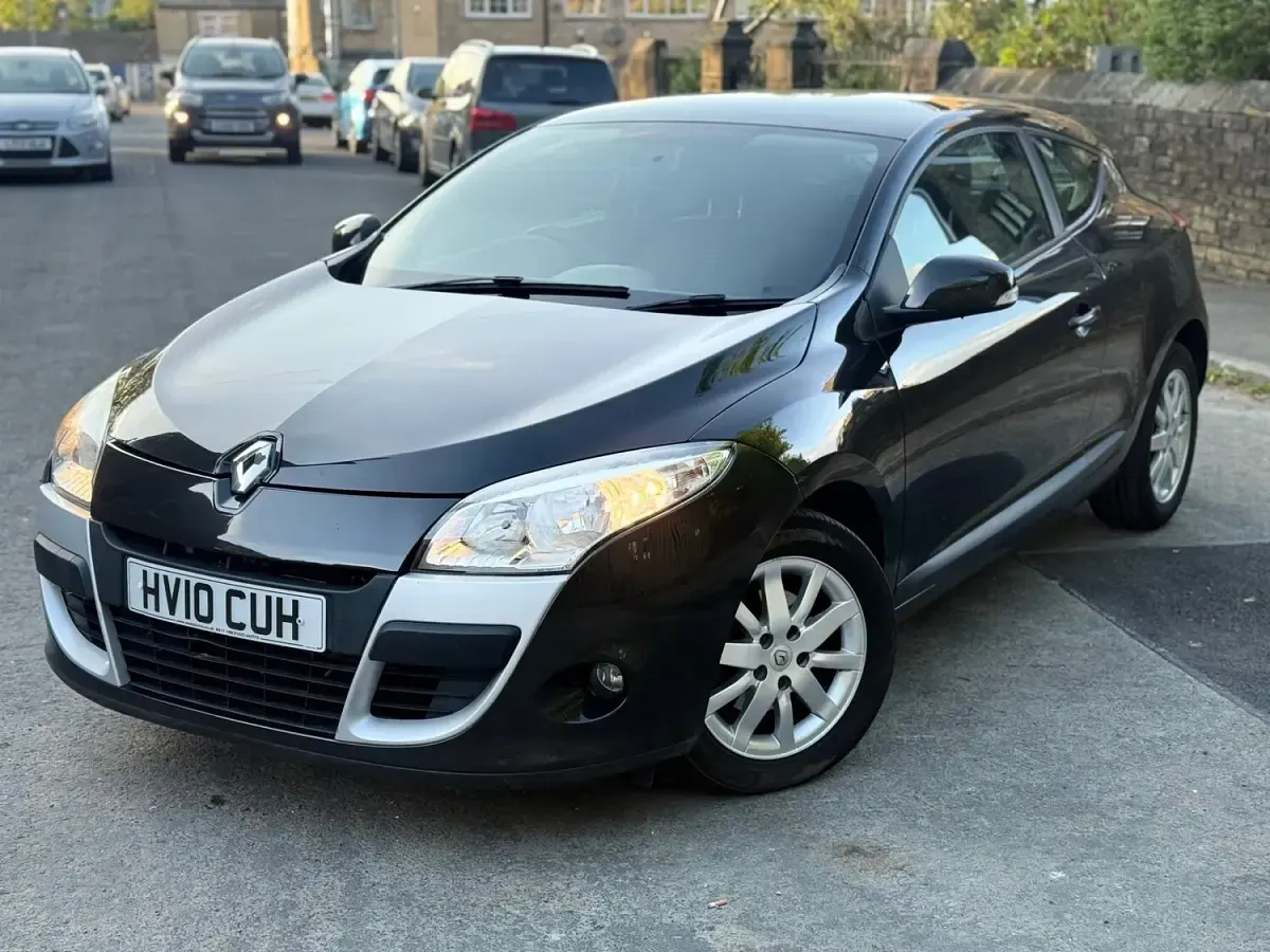 Used Renault Mégane Coupé Expression 2010 Black Coupe