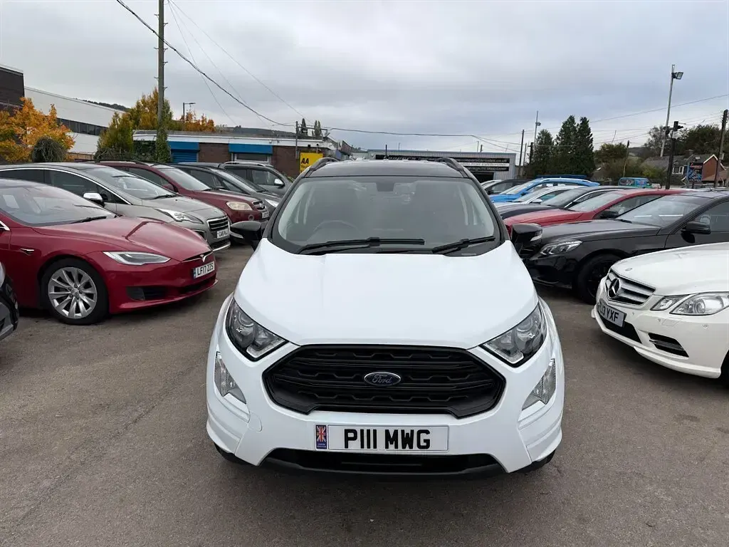 Used Ford Ecosport Zetec 125 HP (91 kW) 2018 White SUV