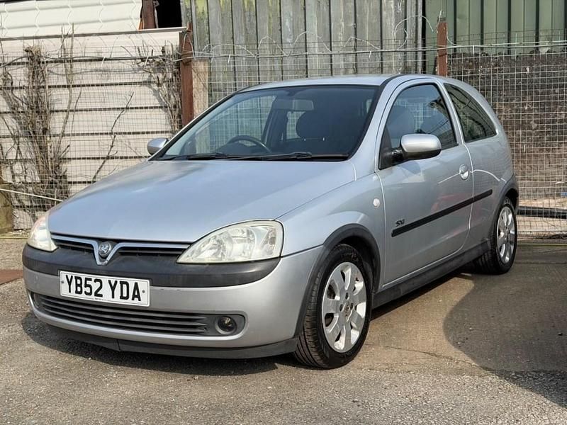 Used Vauxhall Corsa 75 HP (55 kW) 2003 Silver Hatchback