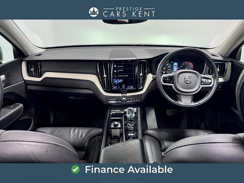 Used Volvo XC60 Inscription 250 HP (183 kW) 2020 Black SUV