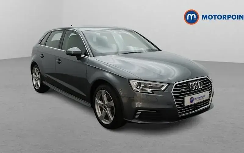 Begagnad Audi A3 e-tron 204 HK (150 kW) 2020 Halvkombi