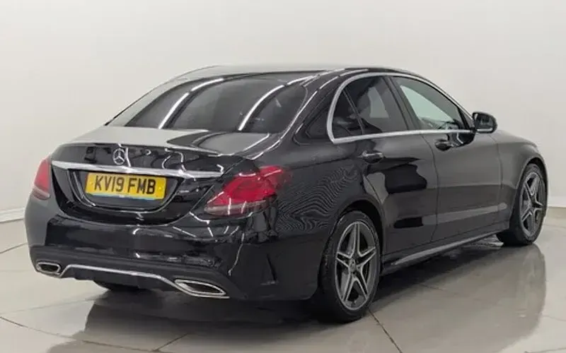 Used Mercedes C200 AMG Line Premium 184 HP (135 kW) 2019 Black Sedan