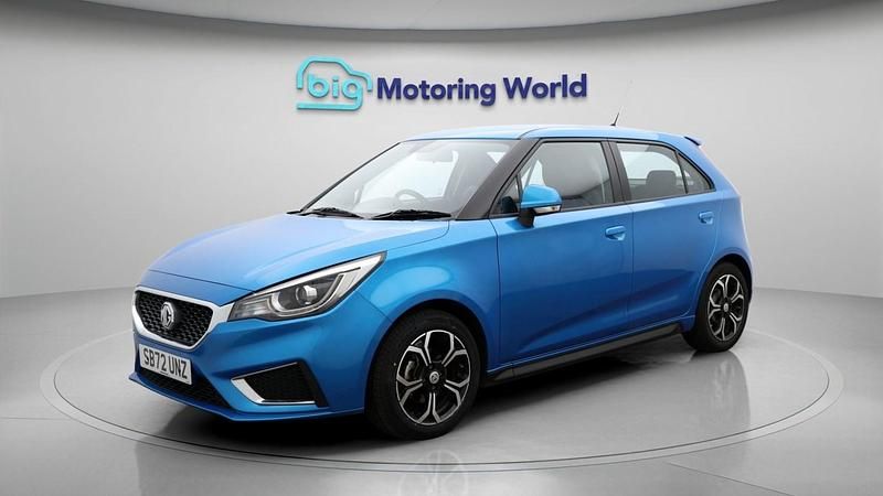 Used MG MG3 Exclusive 106 HP (77 kW) 2023 Blue Hatchback