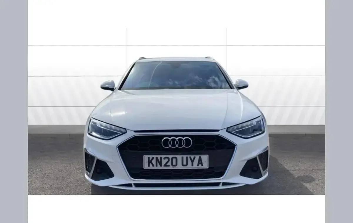 Used Audi A4 S-Line 150 HP (110 kW) 2020 White Estate