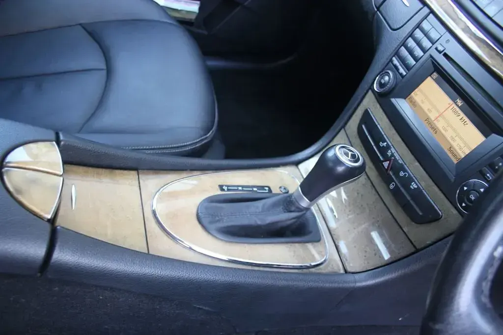 Used Mercedes E280 2009 Black Sedan