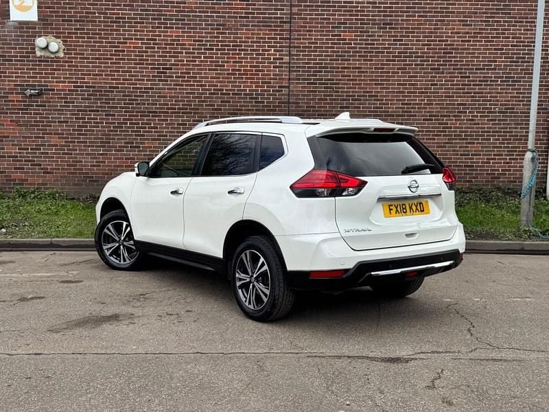 Used Nissan X-Trail N-Connecta 2018 White SUV