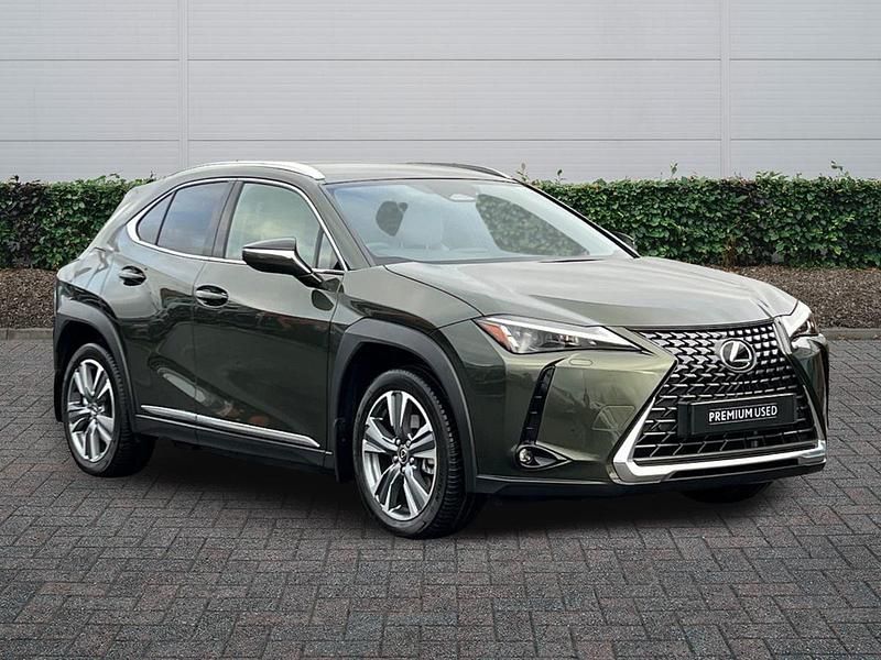 Used Lexus UX 300e 150 kW (204 HP) 2025 Green SUV