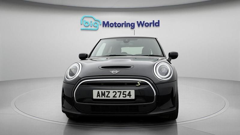 Used Mini Cooper S Hatch 135 kW (184 HP) 2023 Black Hatchback