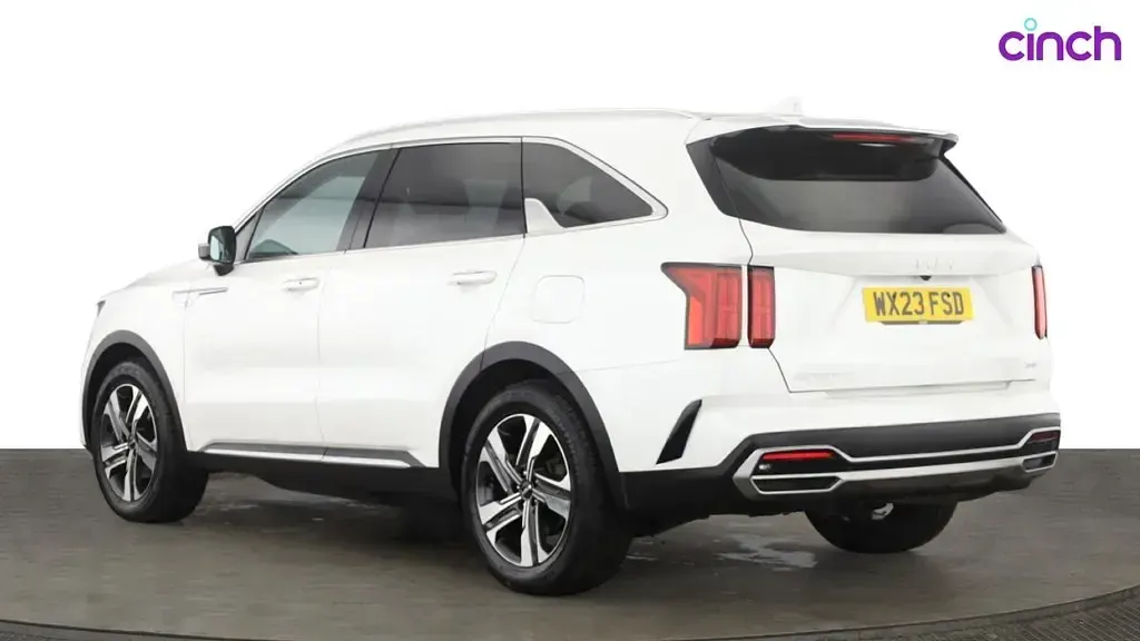 Used Kia Sorento 2023 White SUV