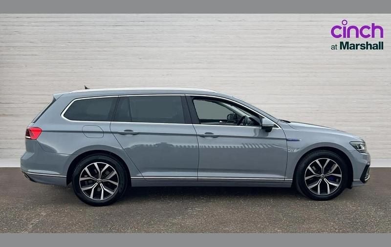 Used VW Passat GTE 214 HP (157 kW) 2022 Grey Estate