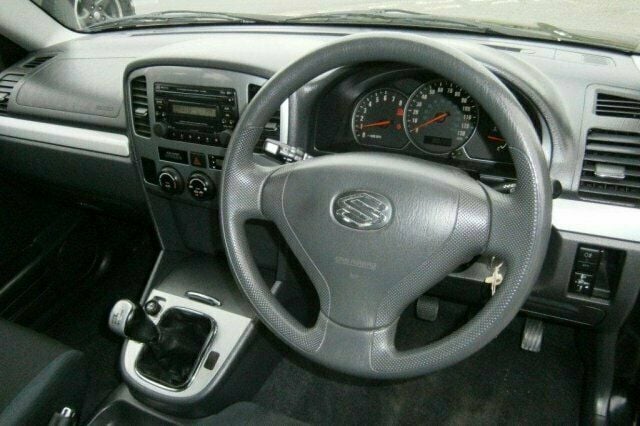 Used Suzuki Grand Vitara 126 HP (92 kW) 2003 SUV