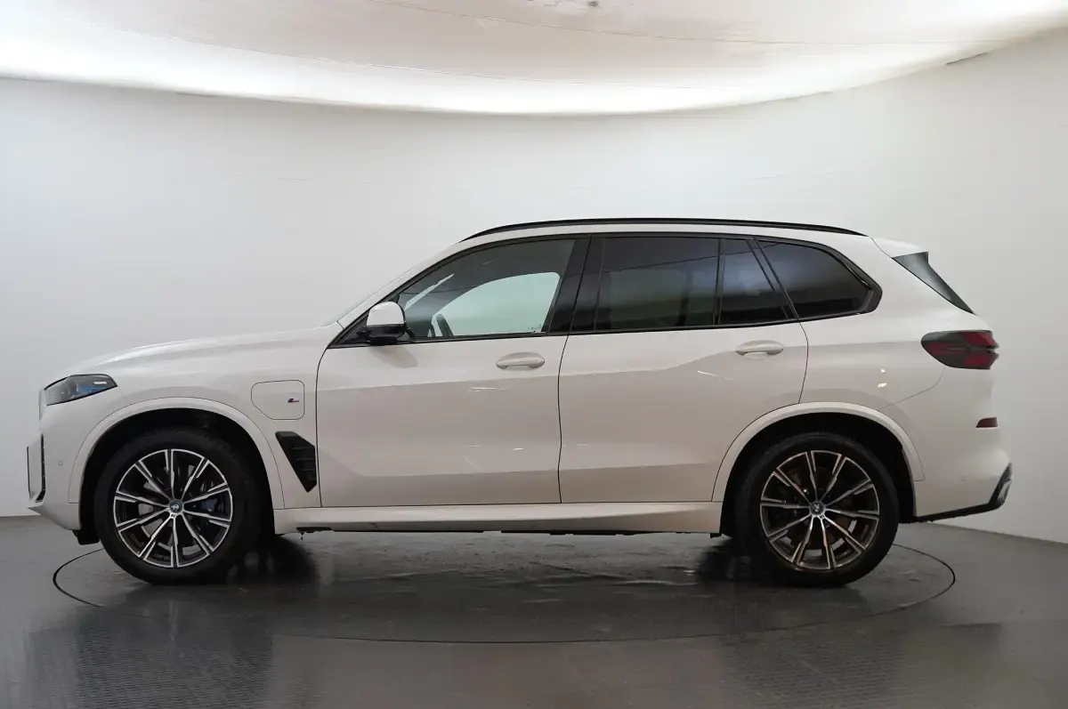 Usado BMW X5 M Sport 482 CV (354 kW) 2024 Blanco SUV