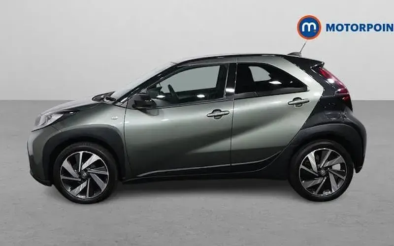 Used Toyota Aygo X 72 HP (52 kW) 2025 SUV