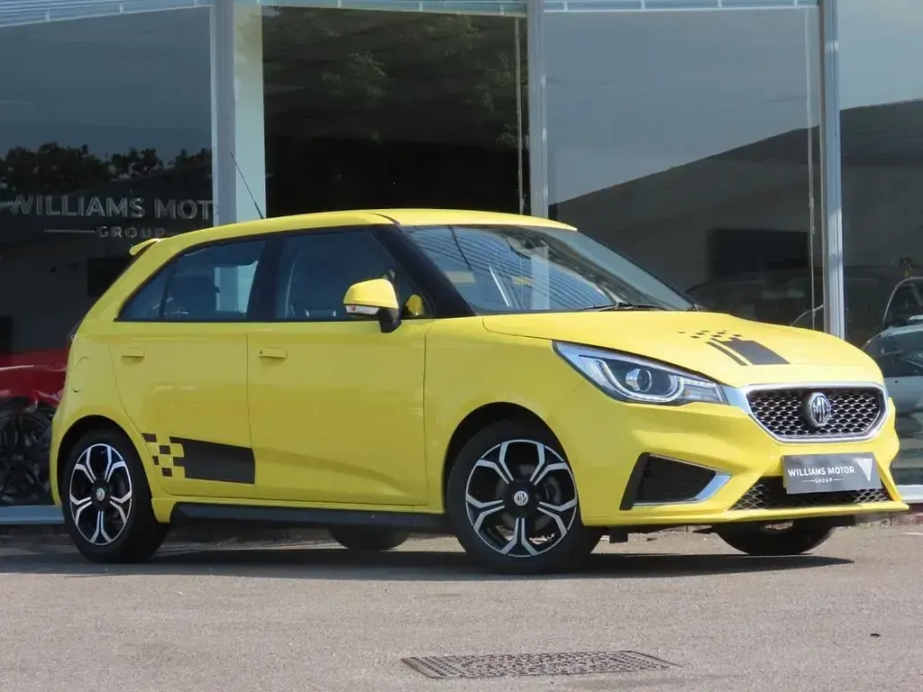 Used MG MG3 Exclusive 106 HP (77 kW) 2020 Yellow Hatchback