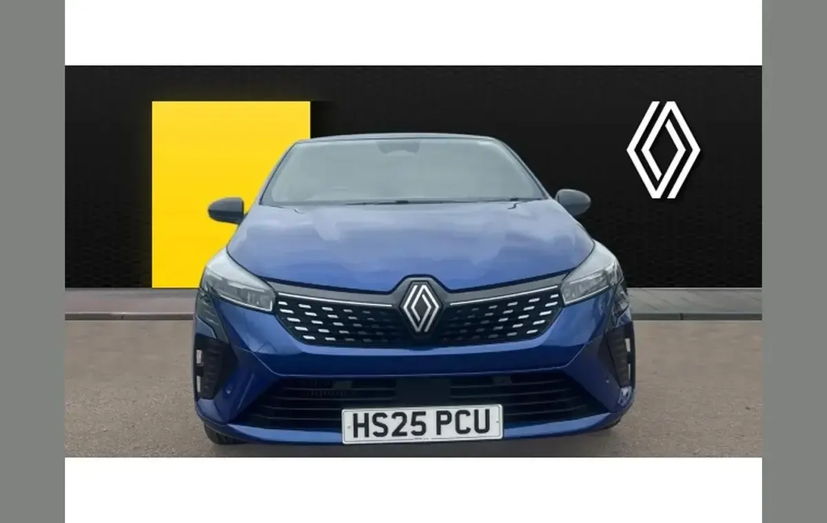 Used Renault Clio Techno 90 HP (66 kW) 2025 Blue  Hatchback