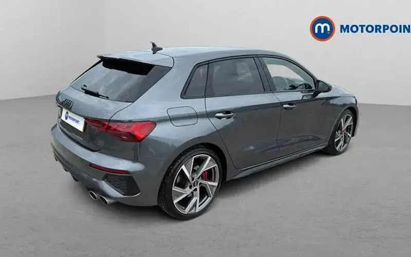 Usado Audi S3 Sportback Black Edition 310 CV (228 kW) 2023 Gris Utilitario