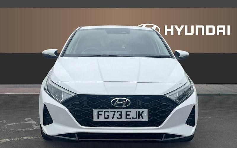 Used Hyundai i20 Premium 101 HP (74 kW) 2023 Hatchback