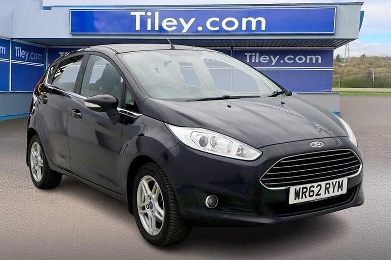 Used Ford Fiesta Zetec 82 HP (60 kW) 2013 Black Hatchback