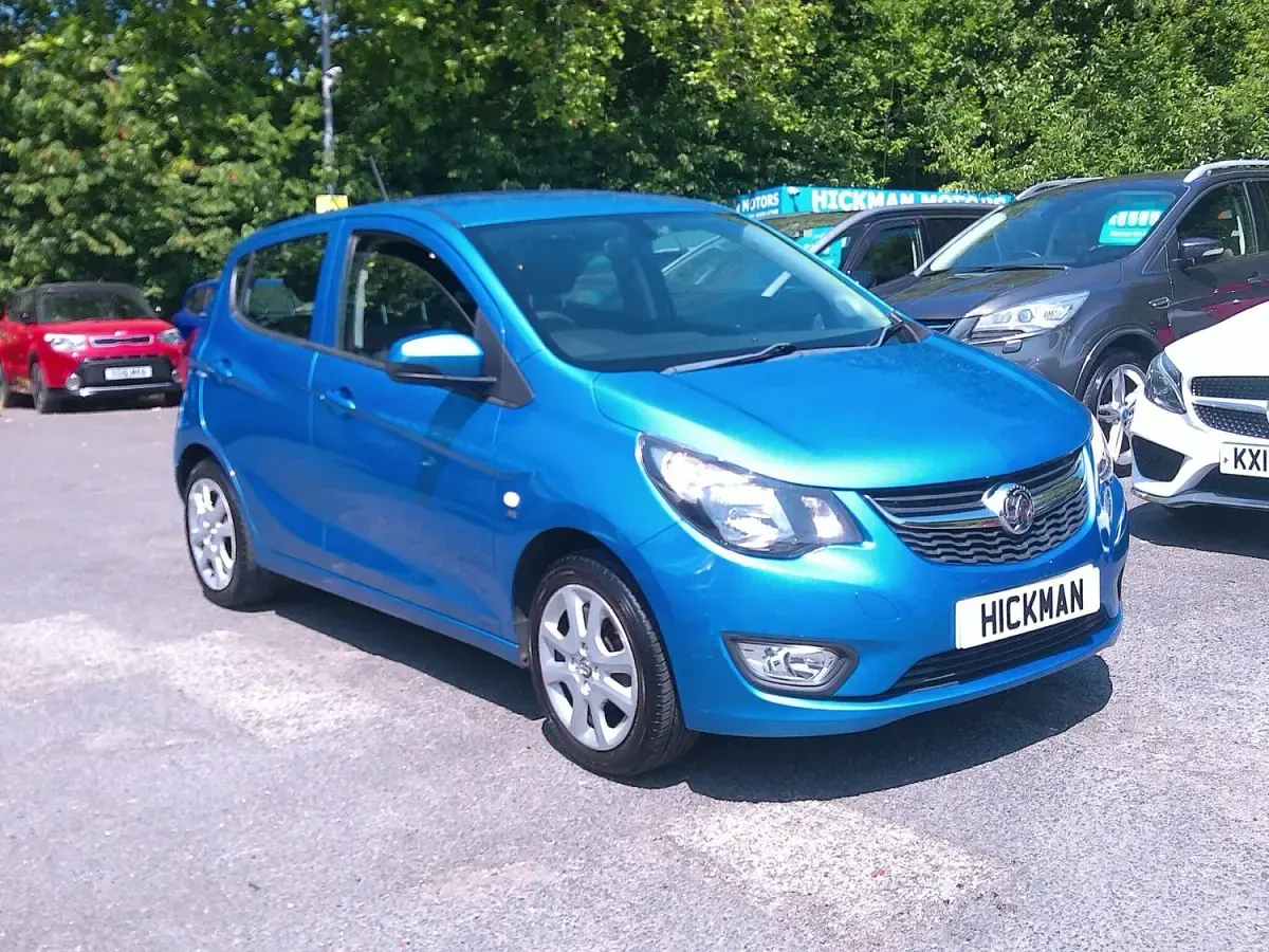 Used Vauxhall Viva 75 HP (55 kW) 2016 Blue Hatchback