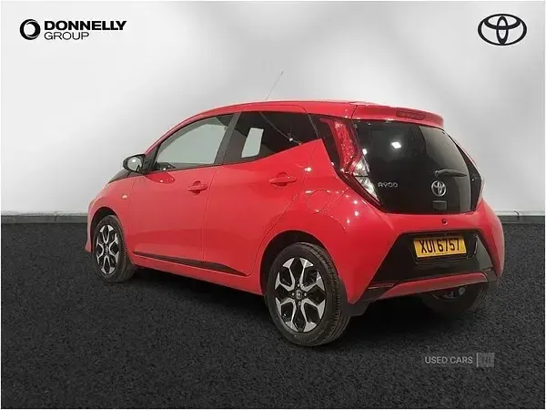 Used Toyota Aygo Trend 72 HP (52 kW) 2020 Red Hatchback