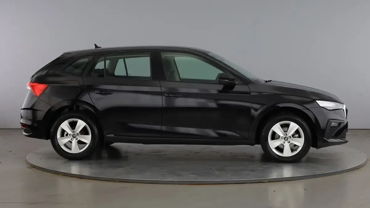 Used Skoda Scala SE 115 HP (84 kW) 2025 Black magic pearl effect Hatchback