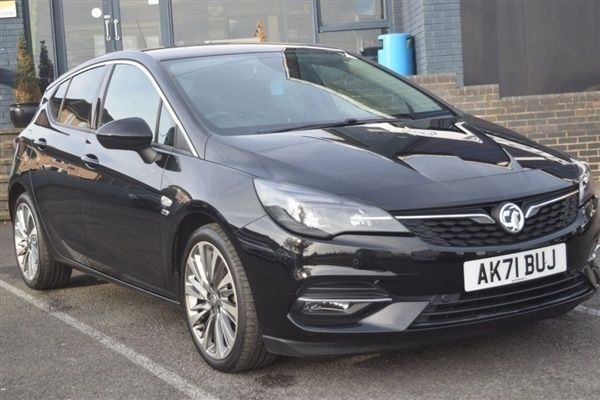 Black Used 2021 Vauxhall Astra Edition Hatchback | £12,350 (Fair price) - Image 1/1
